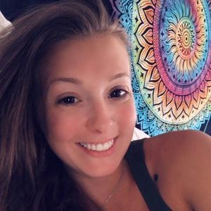 Meet your Posher, Kara